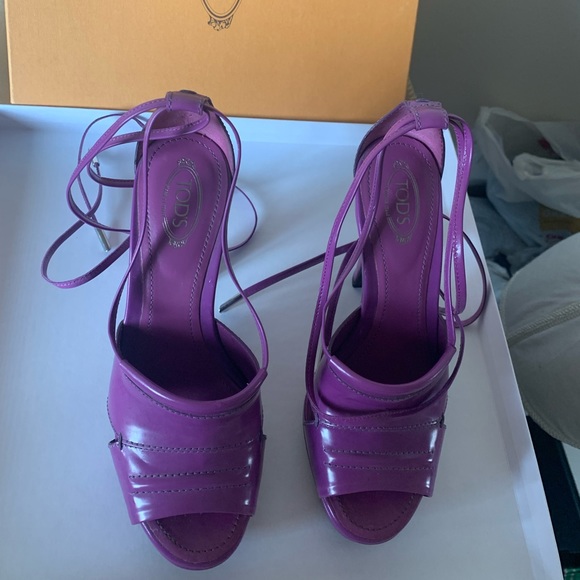 TOD’s purple pumps with wrap around straps. Size 36.5 Made in Italy - Picture 12 of 13